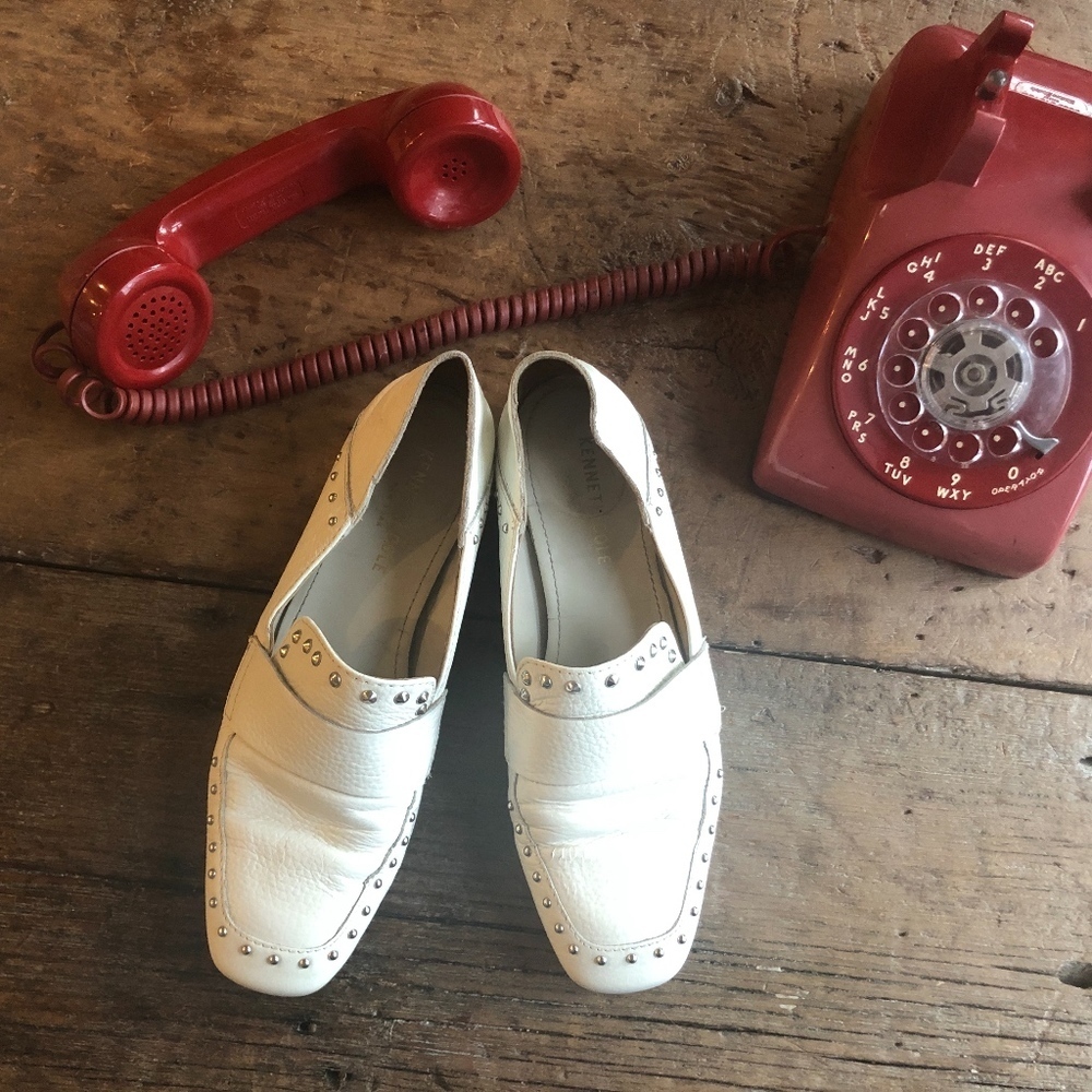 Kenneth Cole White Leather Bowman Loafers 6.5